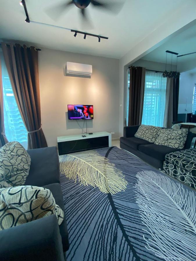 Homestay Aalaiya Bertam Kepala Batas - Fully Aircond Kültér fotó